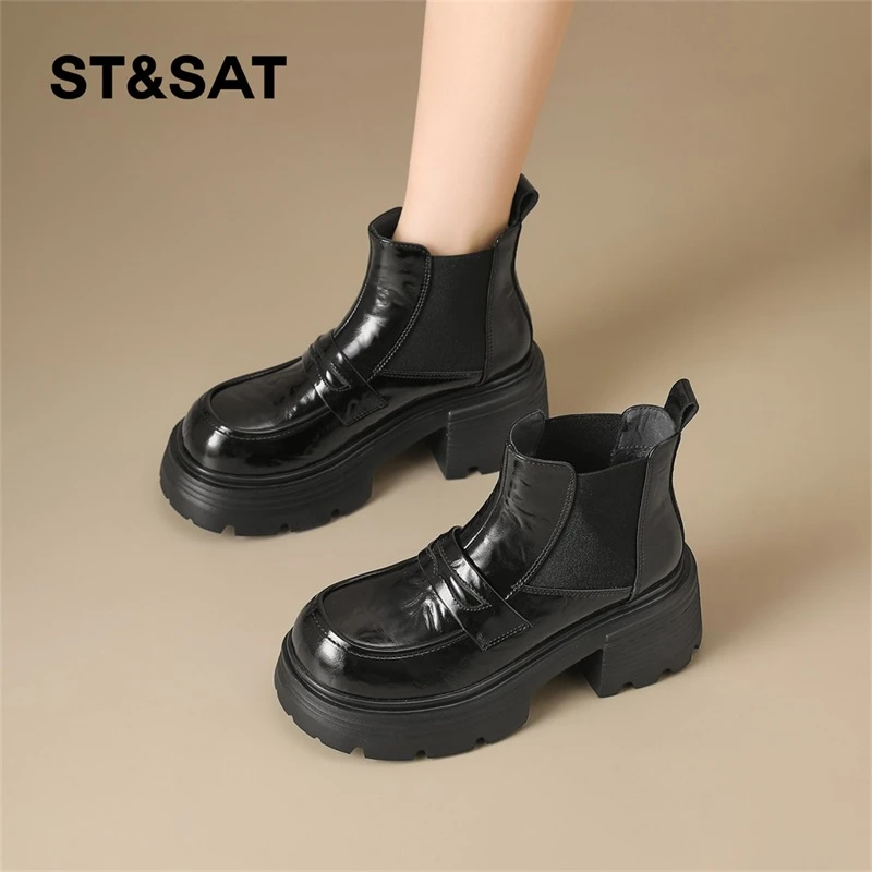 星期六黑色短靴女款加绒2025冬季新款厚底乐福鞋复古英伦风烟筒靴