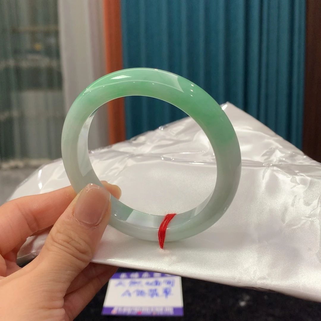 未镶嵌手镯翡翠完美者慎拍 圈口 58