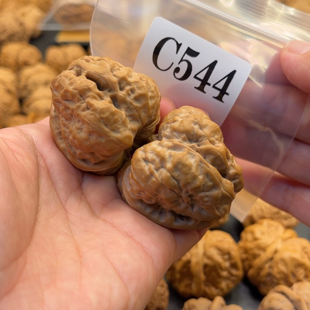 鹭***鹭桃核把件蛙蛙精品41度46