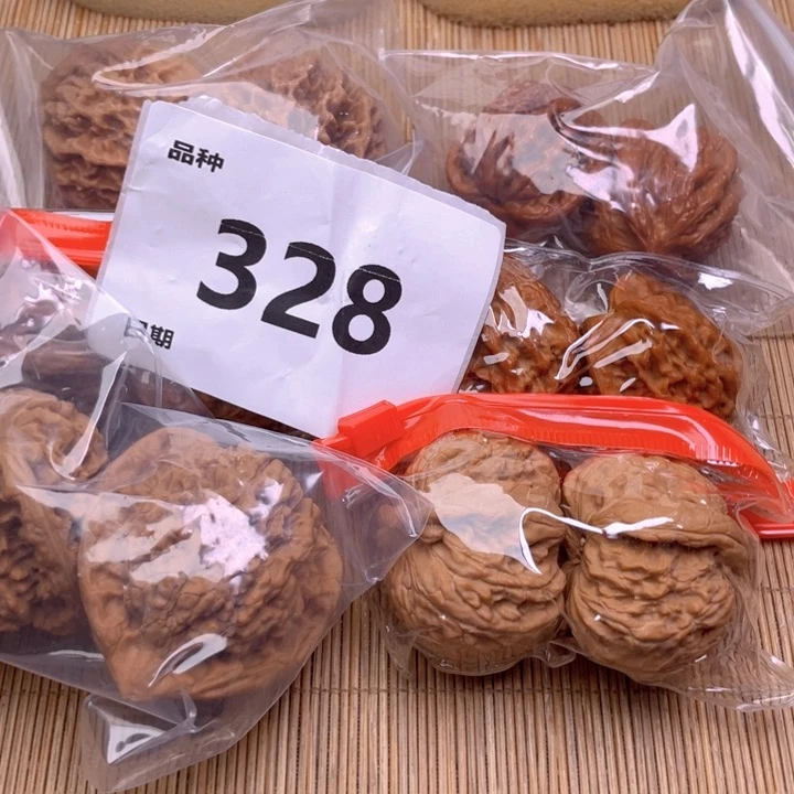 文玩核桃把件328号6对