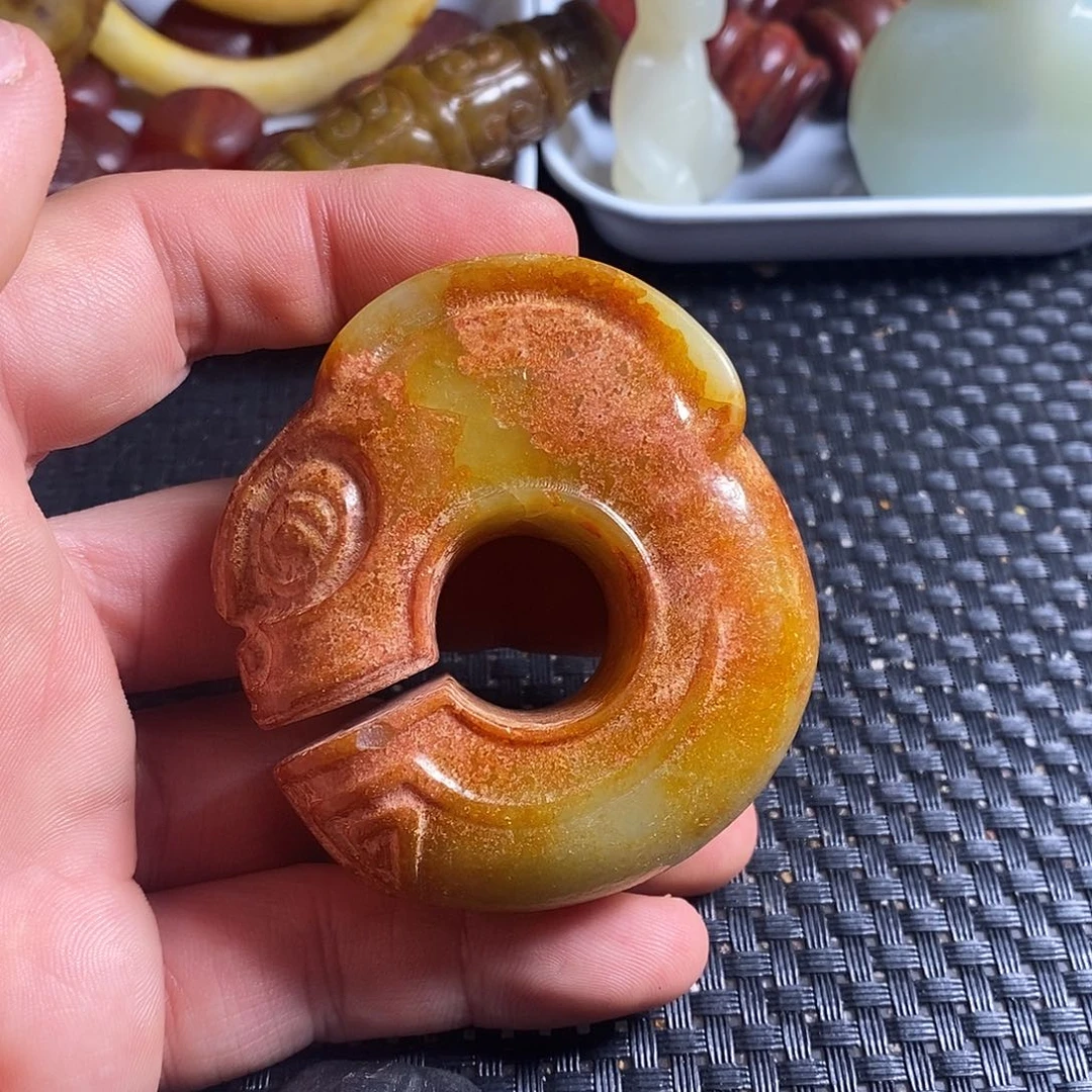 岫玉未镶嵌珠宝奇石