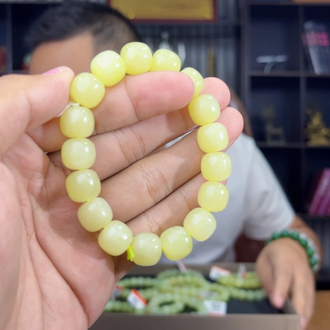 和田玉未镶嵌手串纯天然新疆若羌黄口料卡12老型