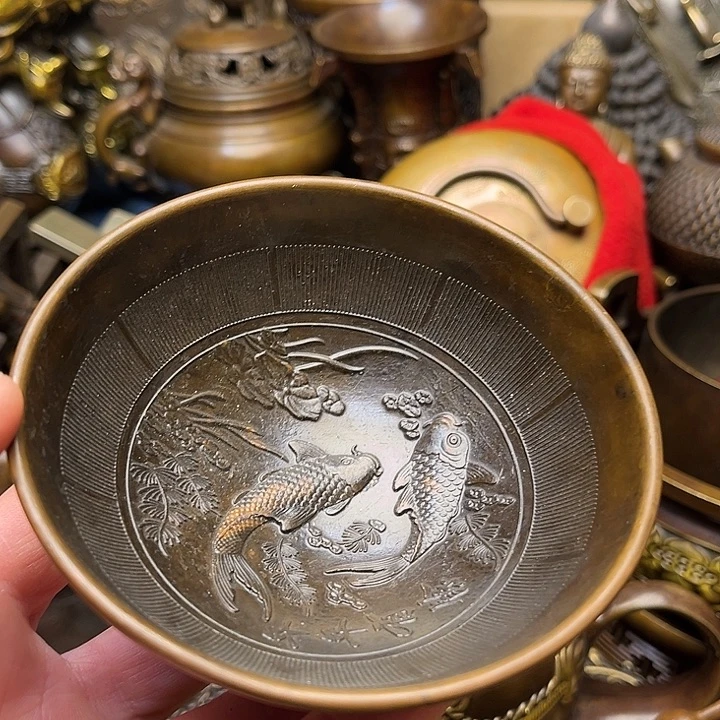 精美铜器批发档口