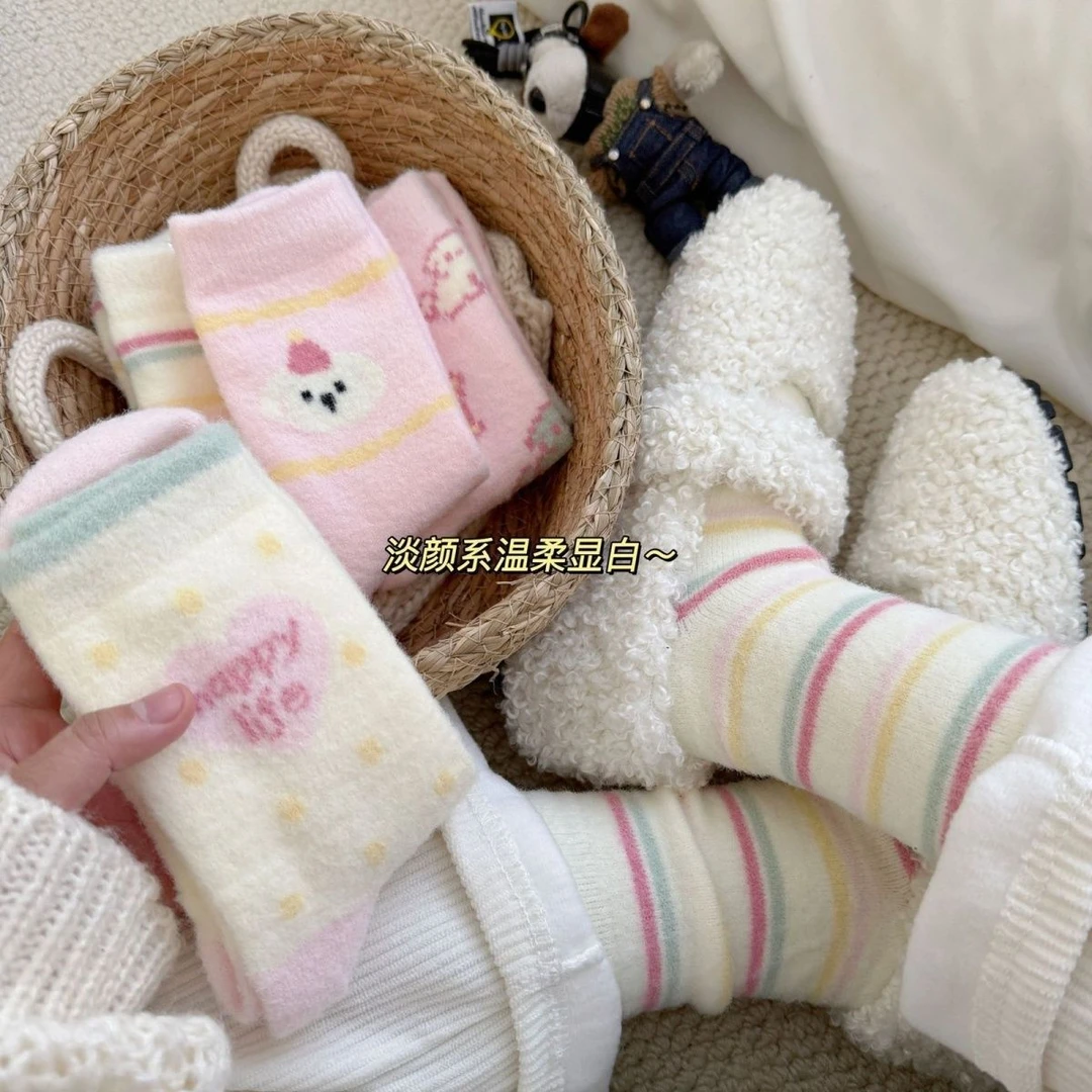 毛绒袜子女秋冬珊瑚绒月子中袜加厚保暖可爱澳绒睡眠居家地板长袜