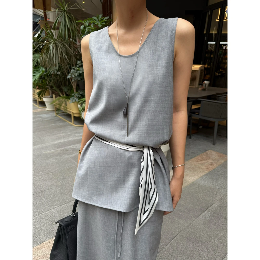 羊毛花灰色无袖背心女2025年夏季显瘦气质中长款上衣 SSZ523538