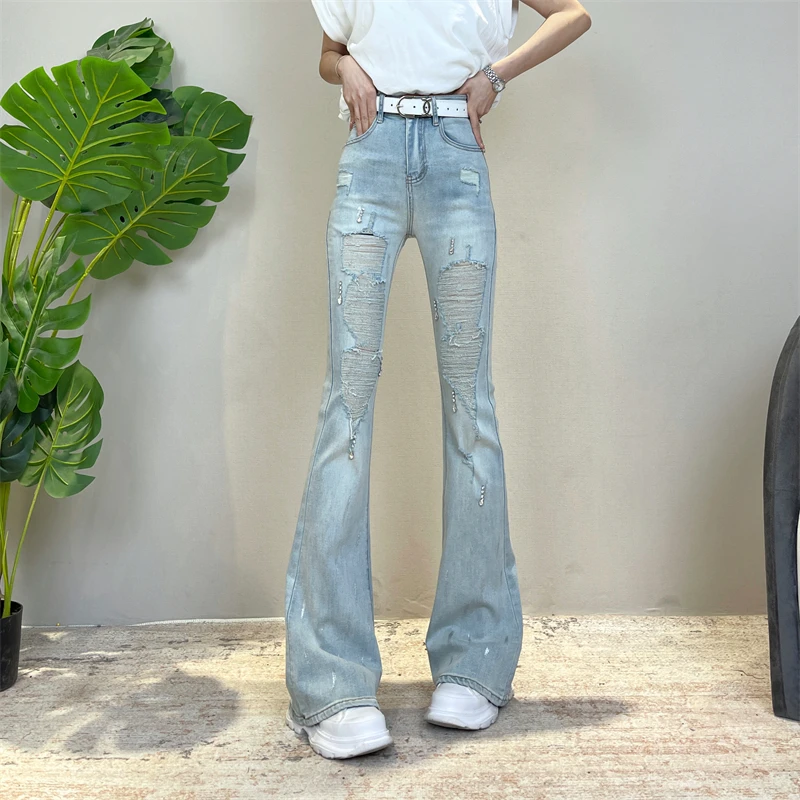 夏季薄款新款烫钻破洞微喇牛仔裤女2025爆款高腰修身显瘦喇叭裤子