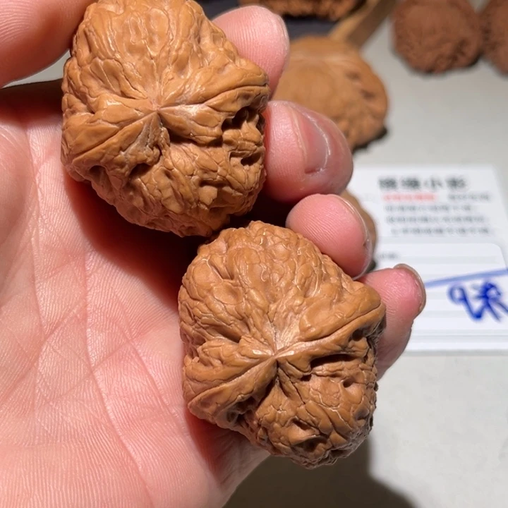 文玩核桃把件40驴打滚