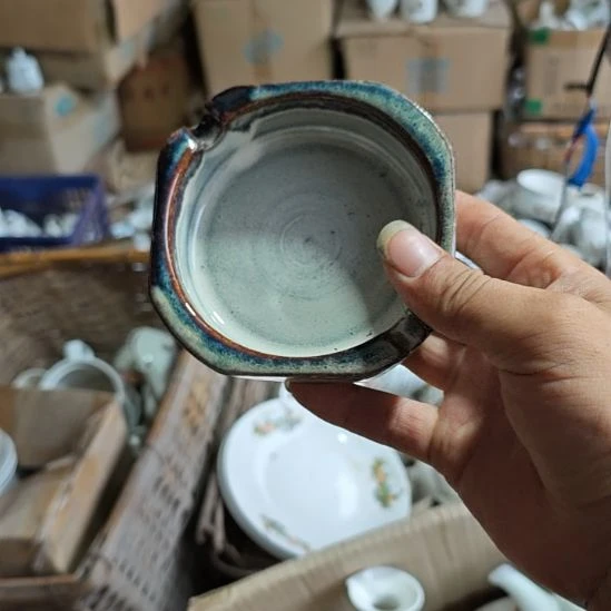 库存微瑕窑变烟灰缸一个