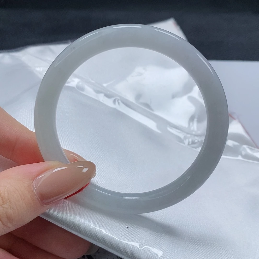 【闪购商品】翡翠手镯（圆镯）未镶嵌杰*433号