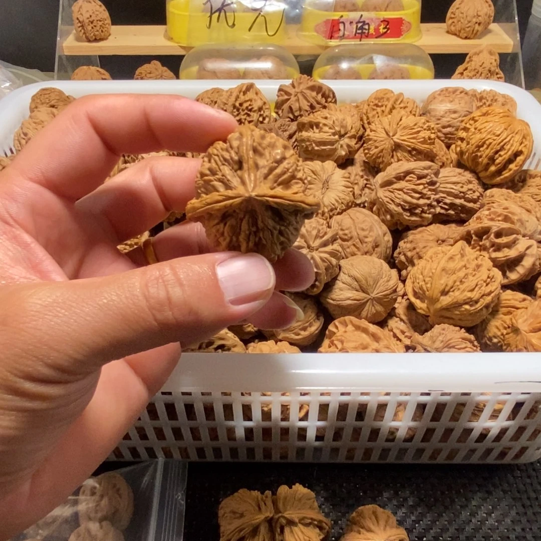*****文玩核桃吊坠核桃异形