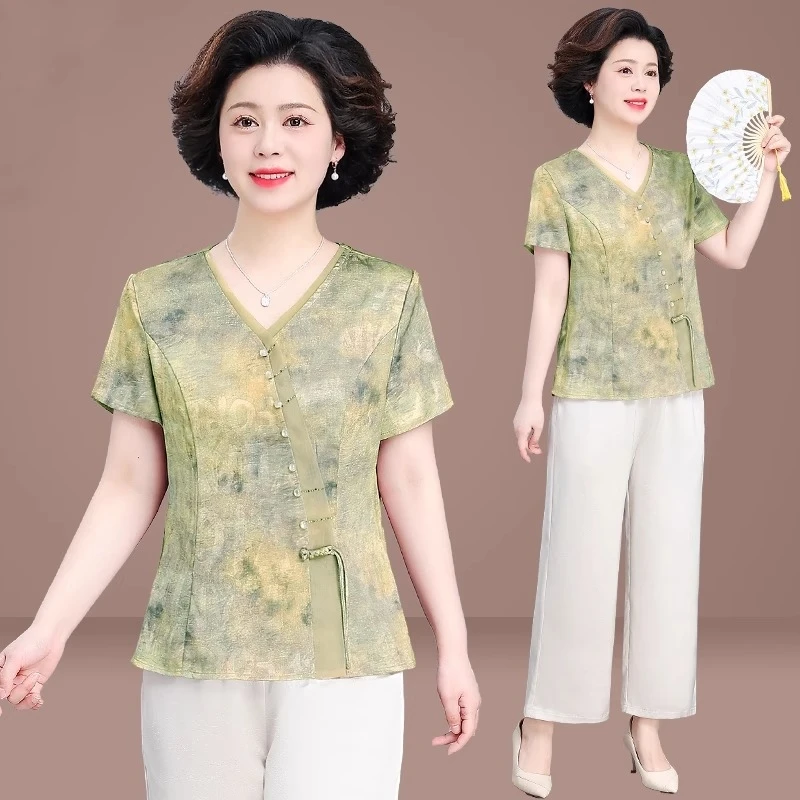 新中式妈妈夏装薄款套装夏季洋气高档上衣裤子中老年女V领衬衫