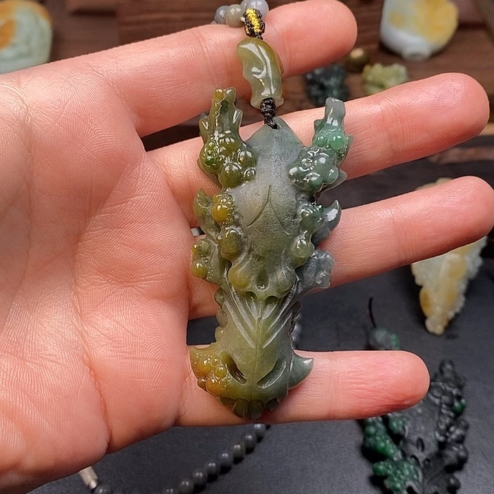 糖***皮定制翡翠未镶嵌毛货抛光