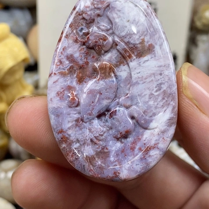 硅化珊瑚（珊瑚玉）未镶嵌颈饰