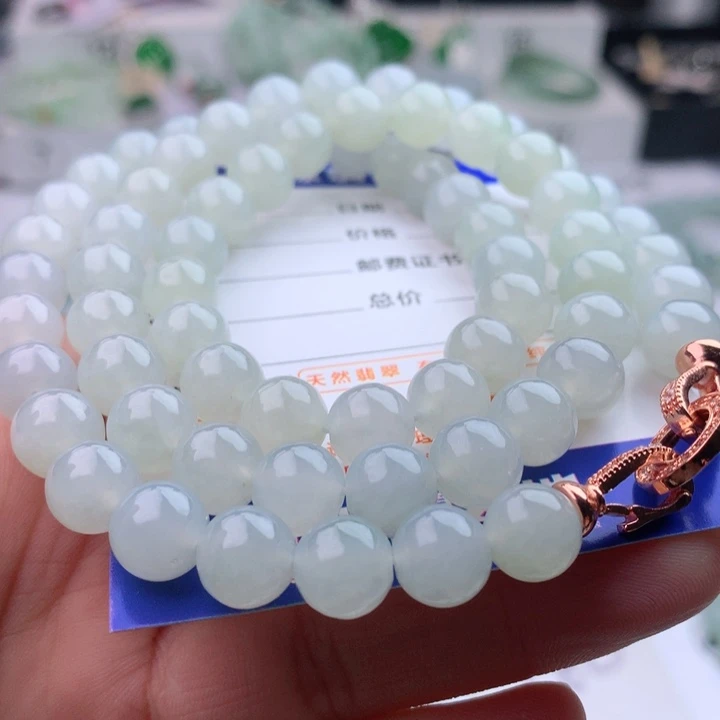 项链未镶嵌翡翠我****?卡9