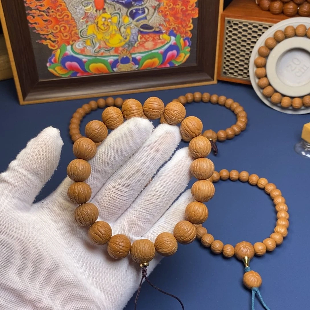 猴头核桃吊坠凤羽38