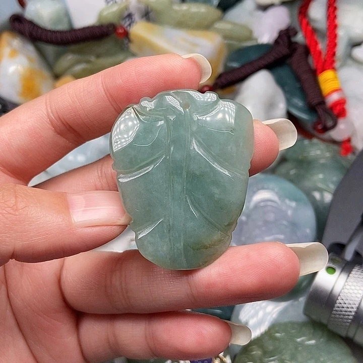 未镶嵌挂件翡翠翡翠
