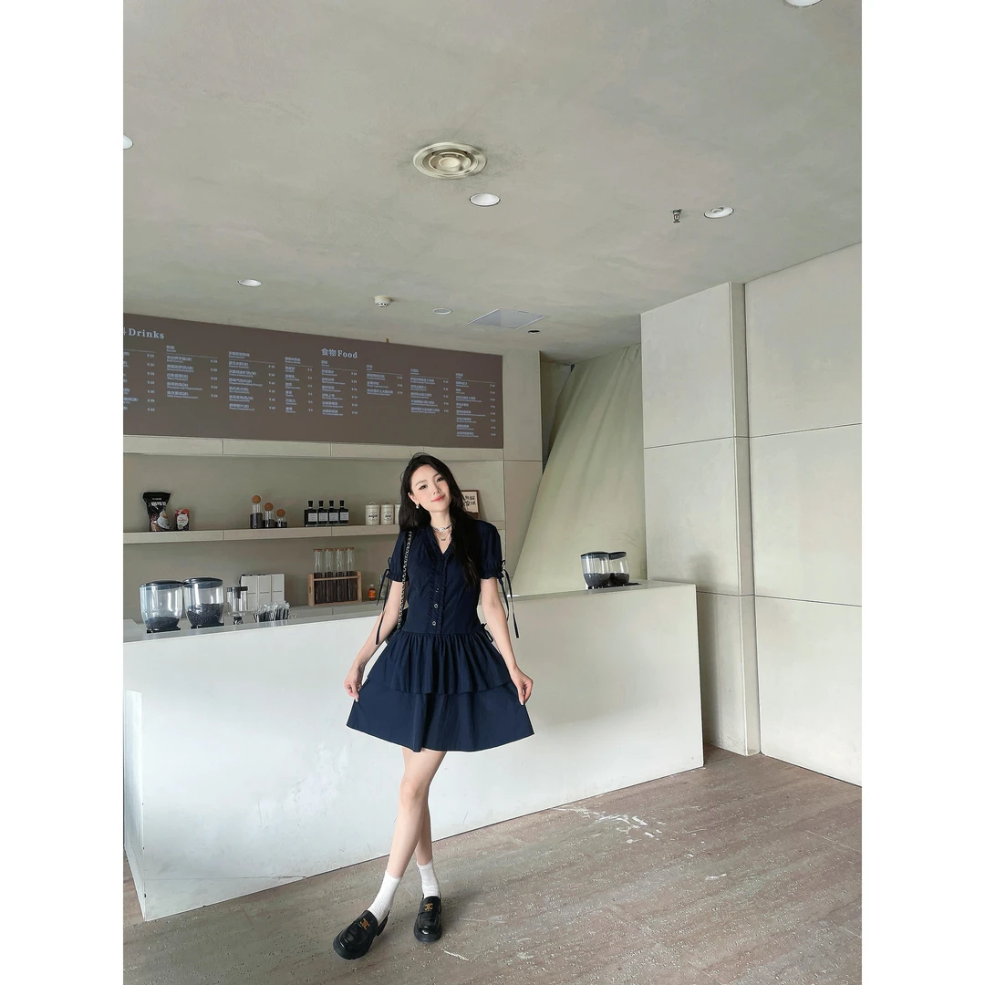 48h【一日学姐】加长蕾丝花边v领短袖修身短款蛋糕A字短裙SU307