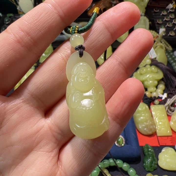和田玉（黄玉）颈饰未镶嵌