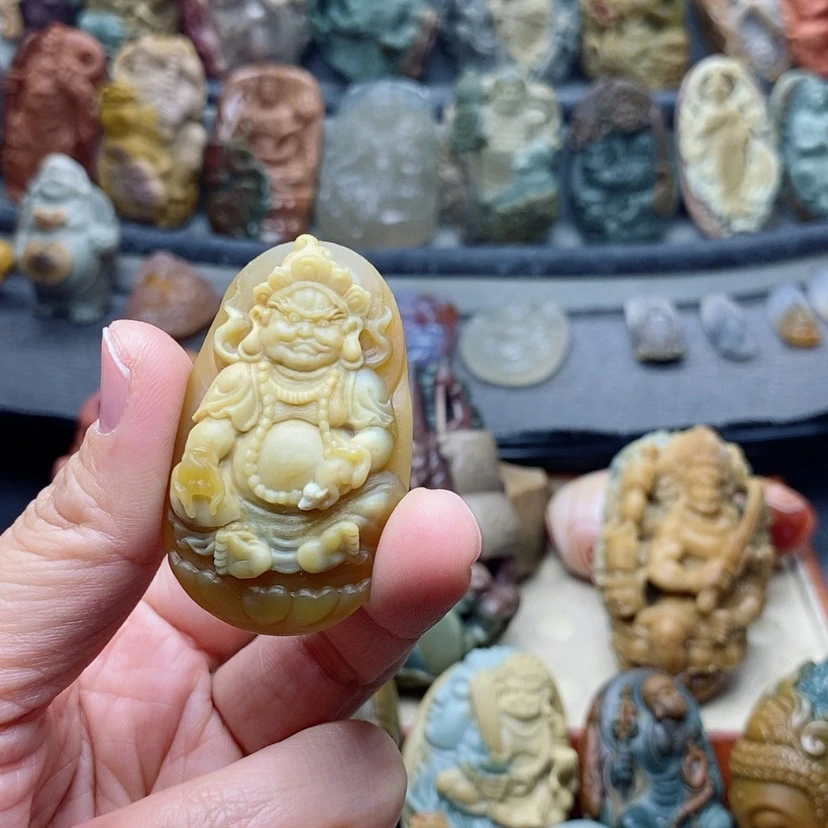 【闪购商品】定制石英质玉吊坠未镶嵌