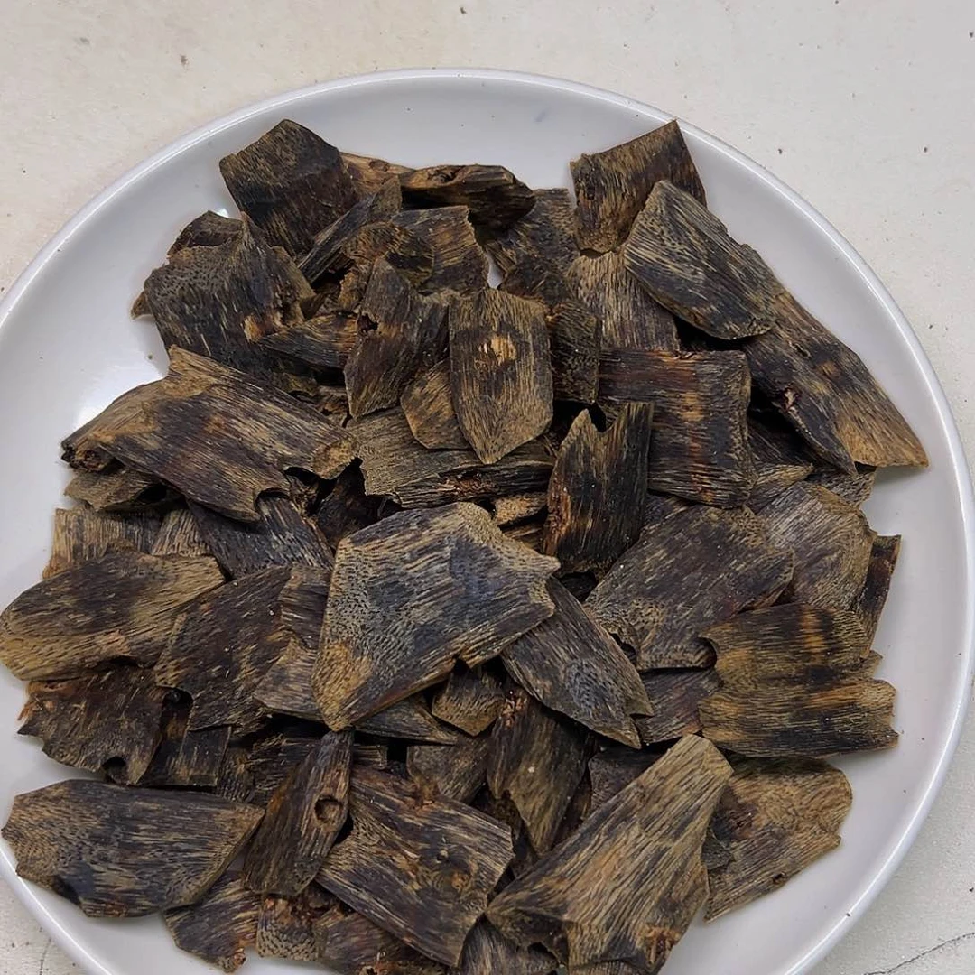 沉香沉香碎屑香霸高油块料100克