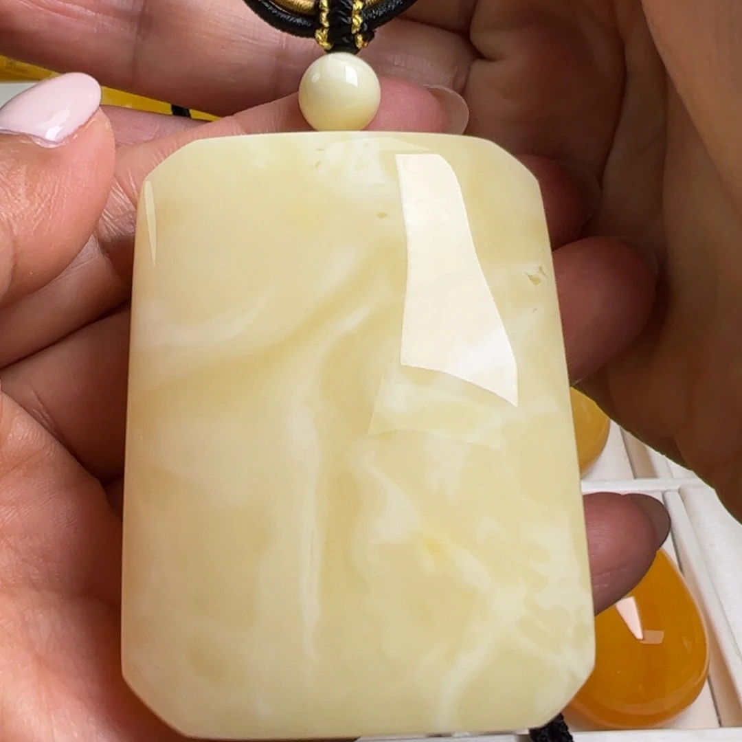 蜜蜡毛衣链未镶嵌无烤色无优化无补胶无煮蜜无辐照