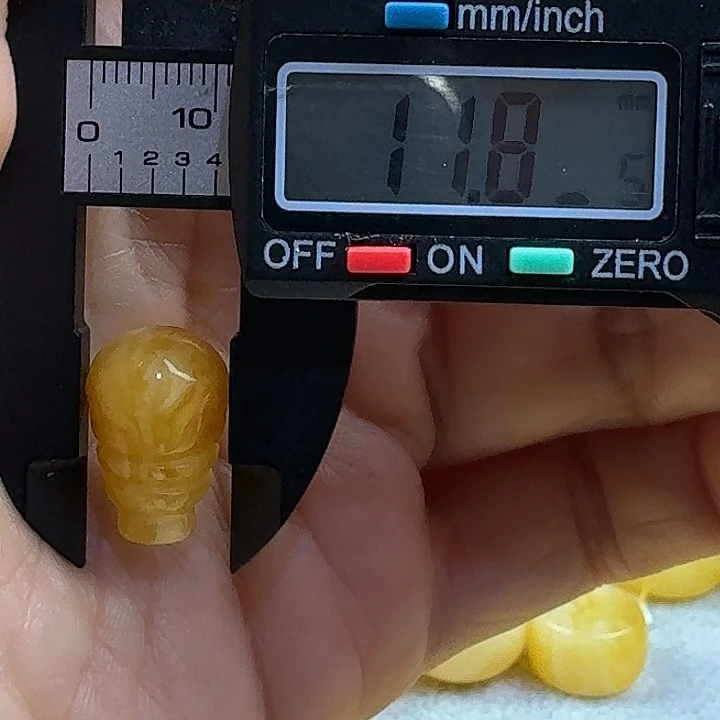 裸石琥珀未镶嵌67