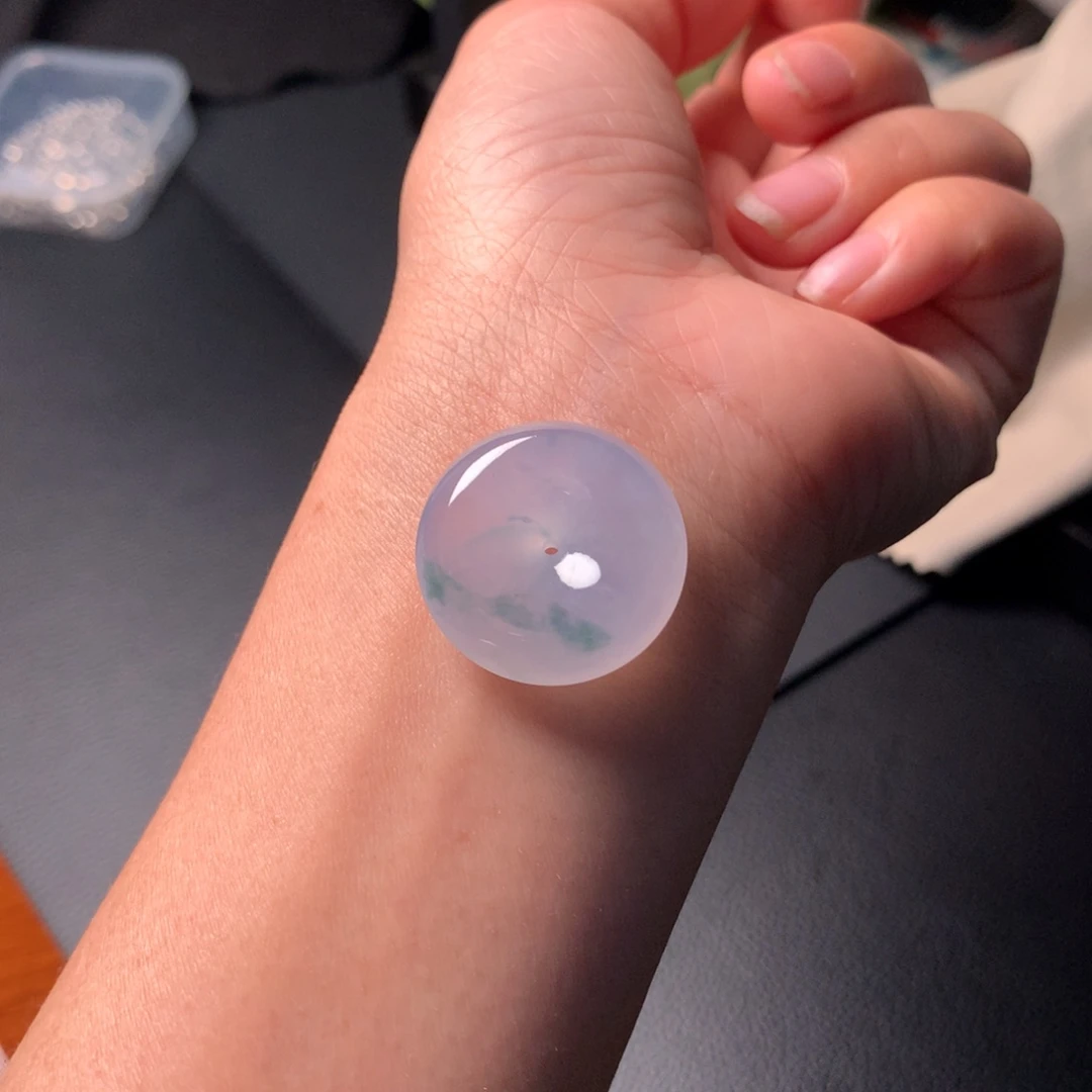 翡翠吊坠(赠链)未镶嵌轮胎平安扣