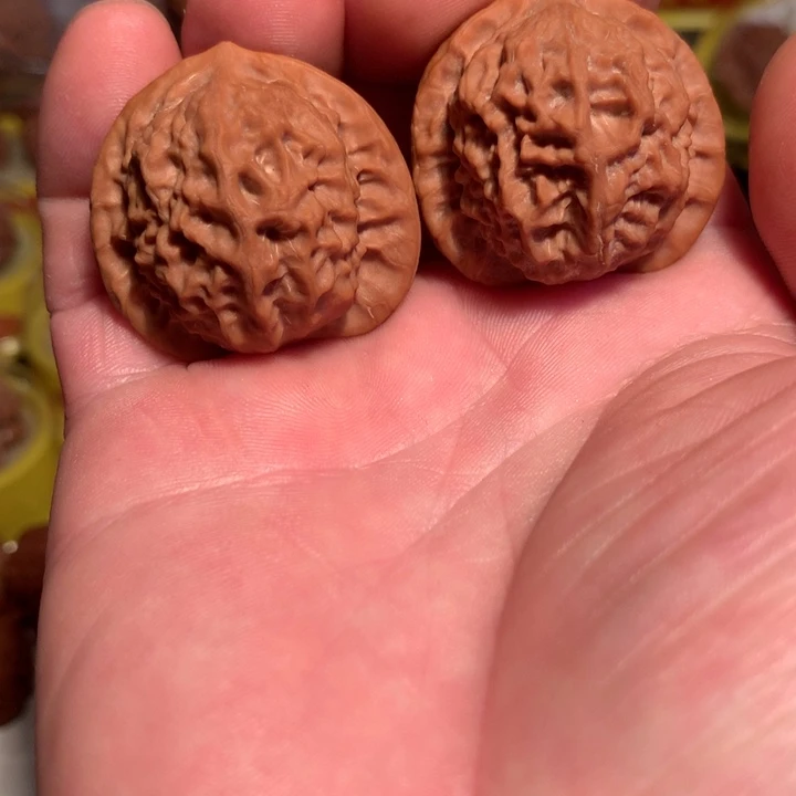 西***、吊坠文玩核桃瓷娃娃35