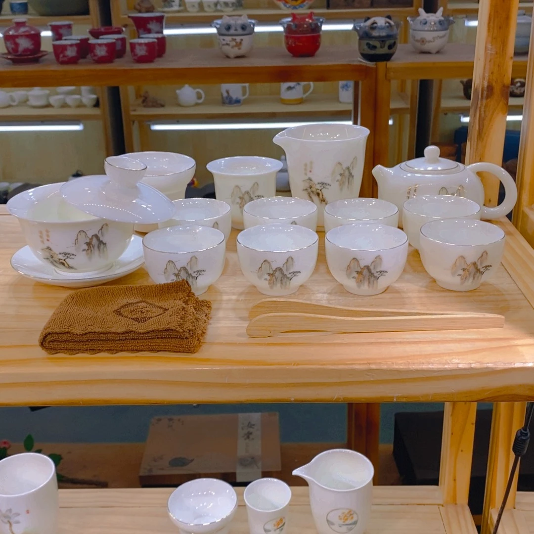 不止中国白羊脂玉瓷