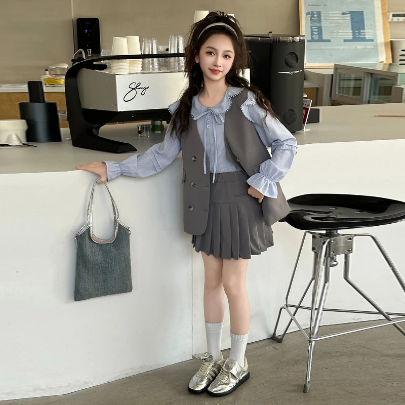 法式高级感套装女童2025春季新款气质减龄衬衫马甲百褶裙子三件套