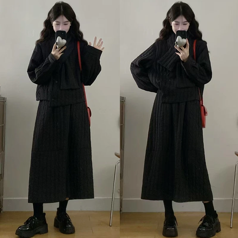 大码胖mm冬季韩版肌理感纹理长袖夹棉棉服外套半身裙围巾三件套装
