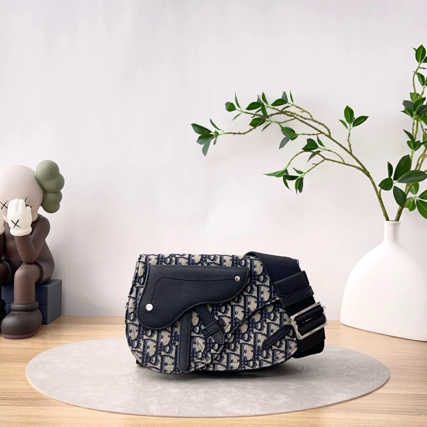 99新 DIOR/迪奥 马鞍包/单肩包/7647