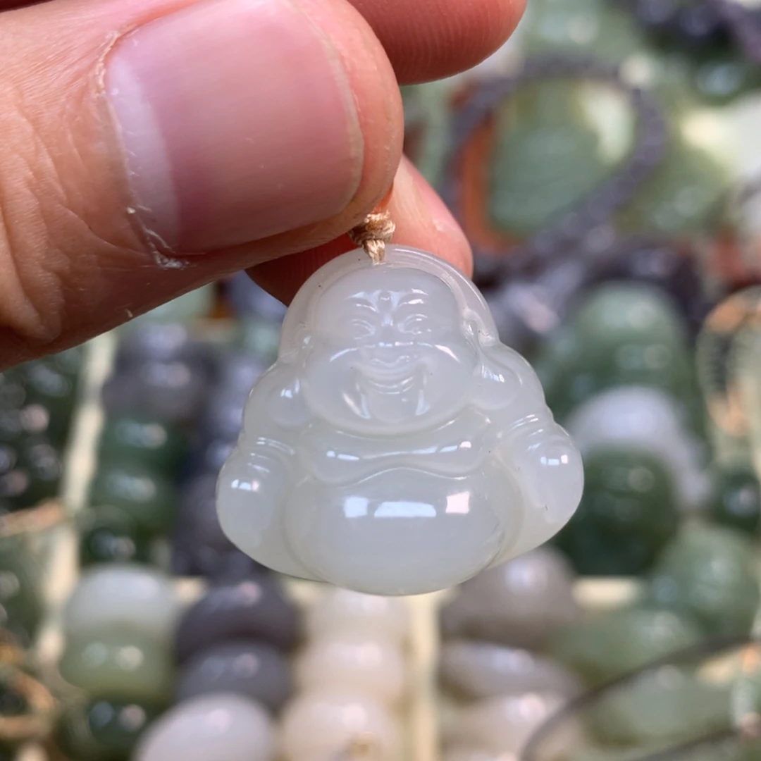 【闪购商品】颈饰未镶嵌和田玉