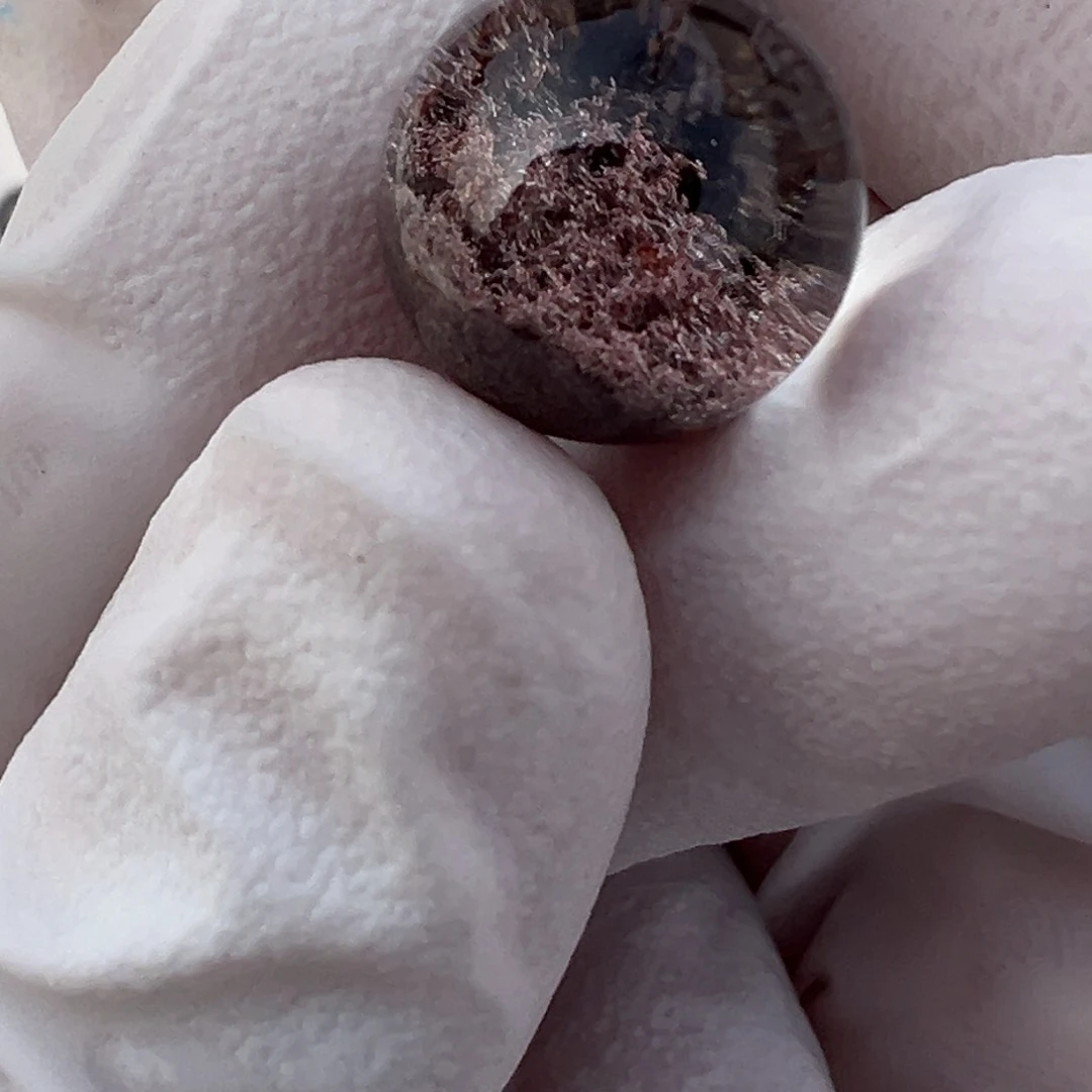 水晶红粉幽灵12mm定制不退换未镶嵌团**?