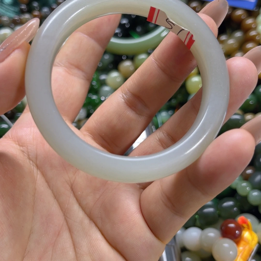 手串未镶嵌和田玉