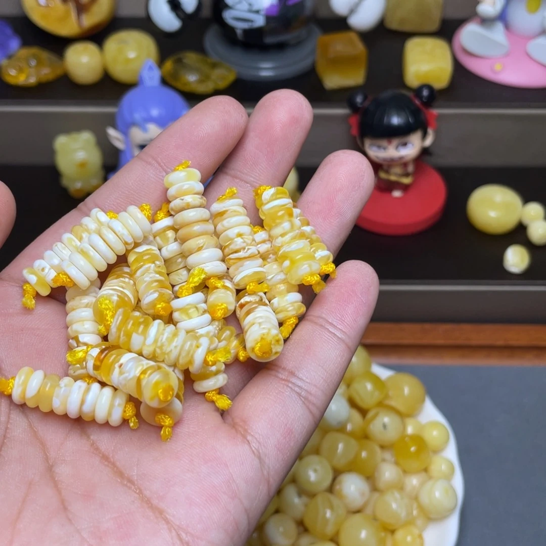 未镶嵌琥珀珠宝奇石多样性发其一