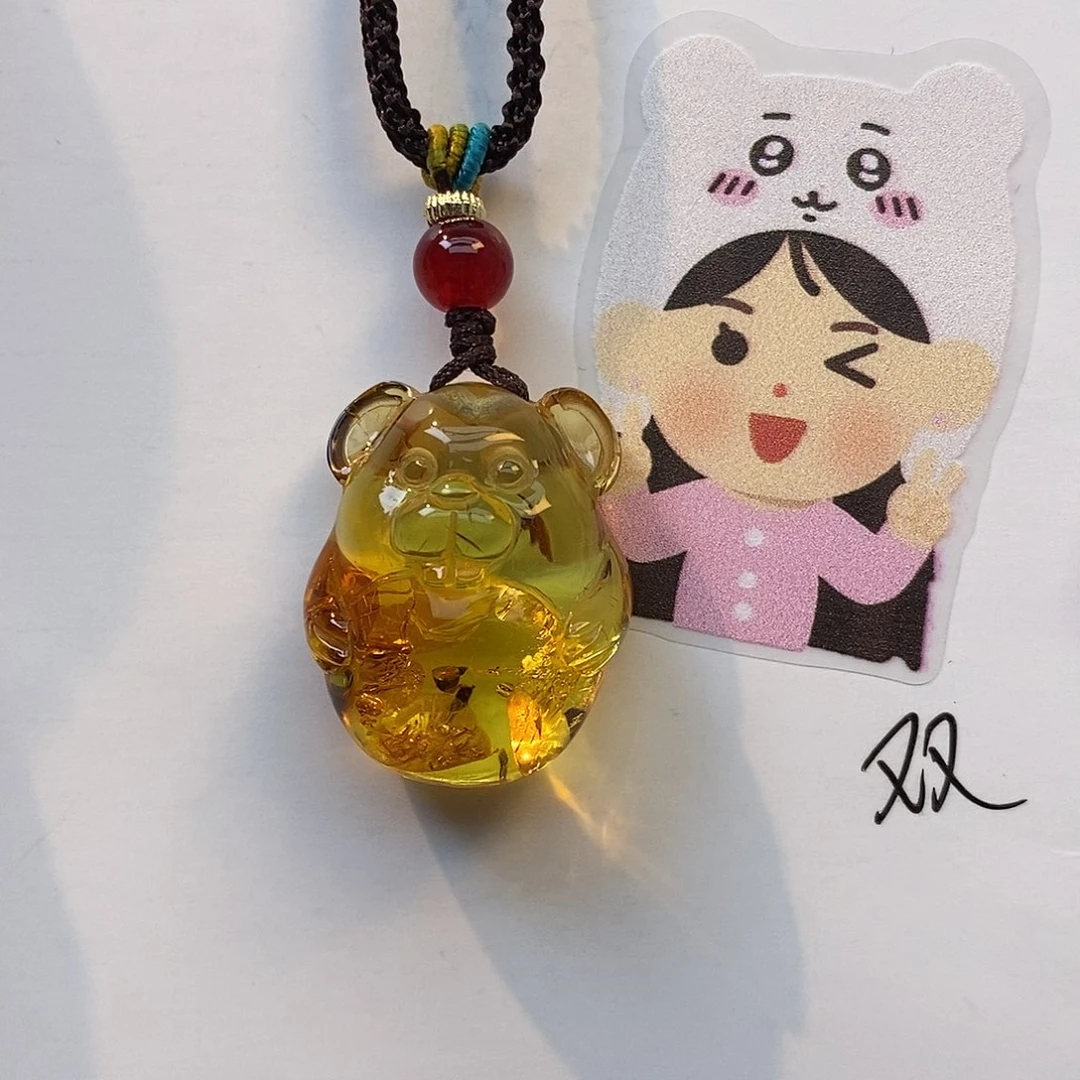 未镶嵌琥珀珠宝奇石