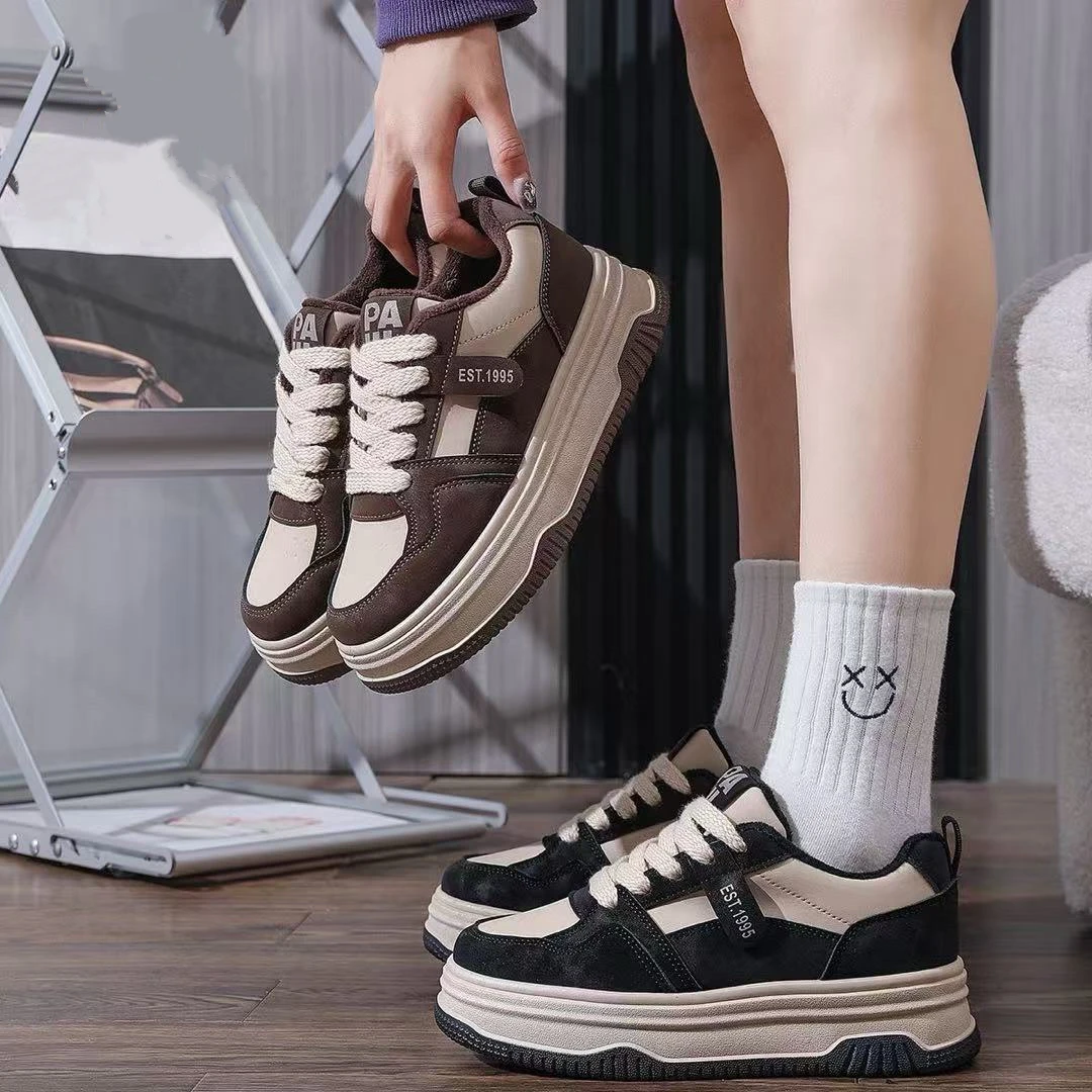 【品牌现货】2025冬季新款复古港风保暖高帮复古平底休闲鞋女8045