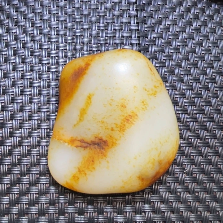 未镶嵌和田玉把件