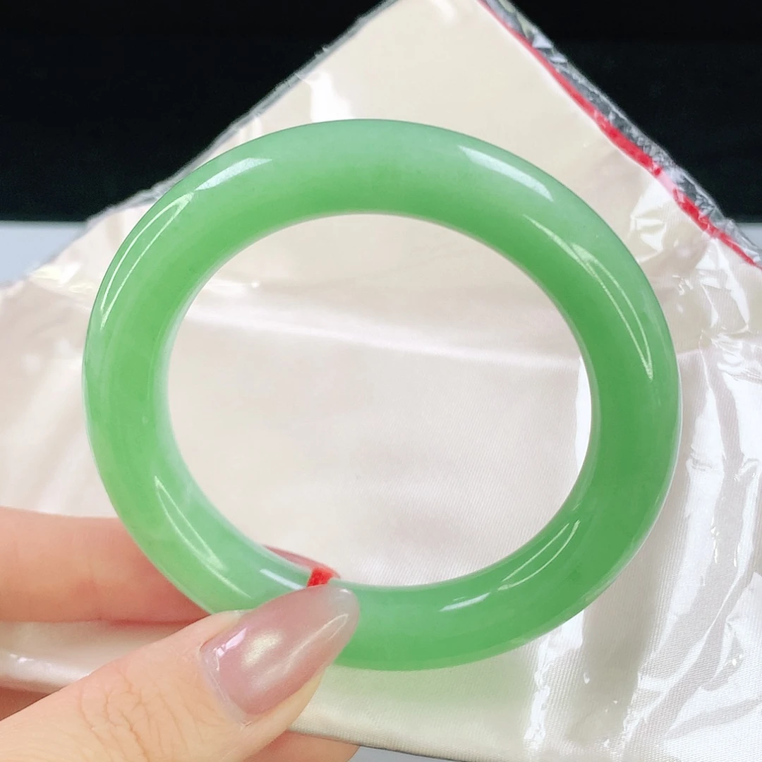 翡翠手镯未镶嵌220翡翠