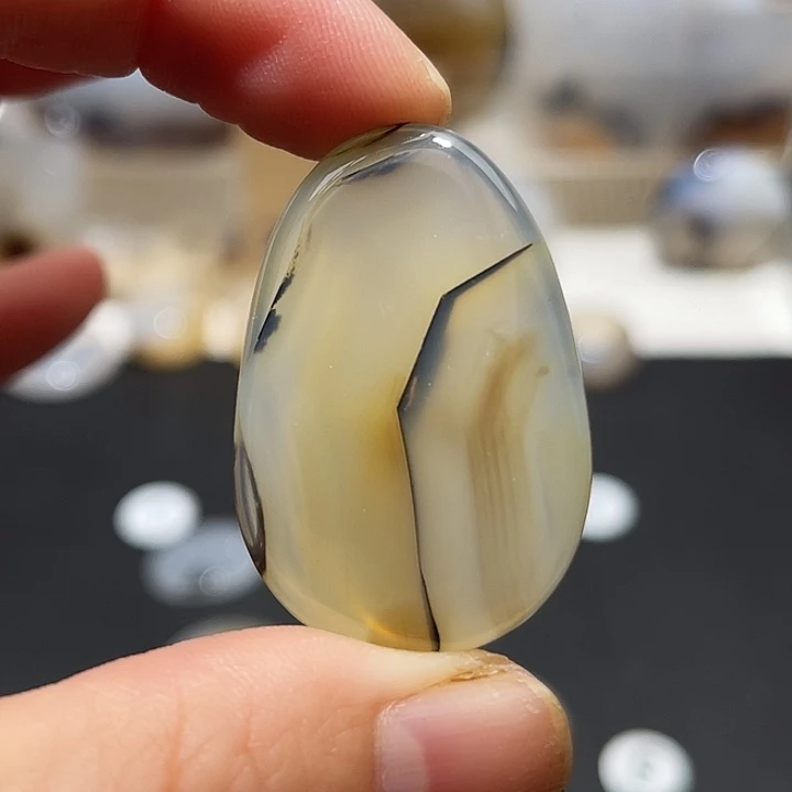 玛瑙/玉髓颈饰未镶嵌