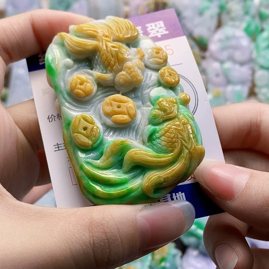 吊坠(不含链)未镶嵌翡翠