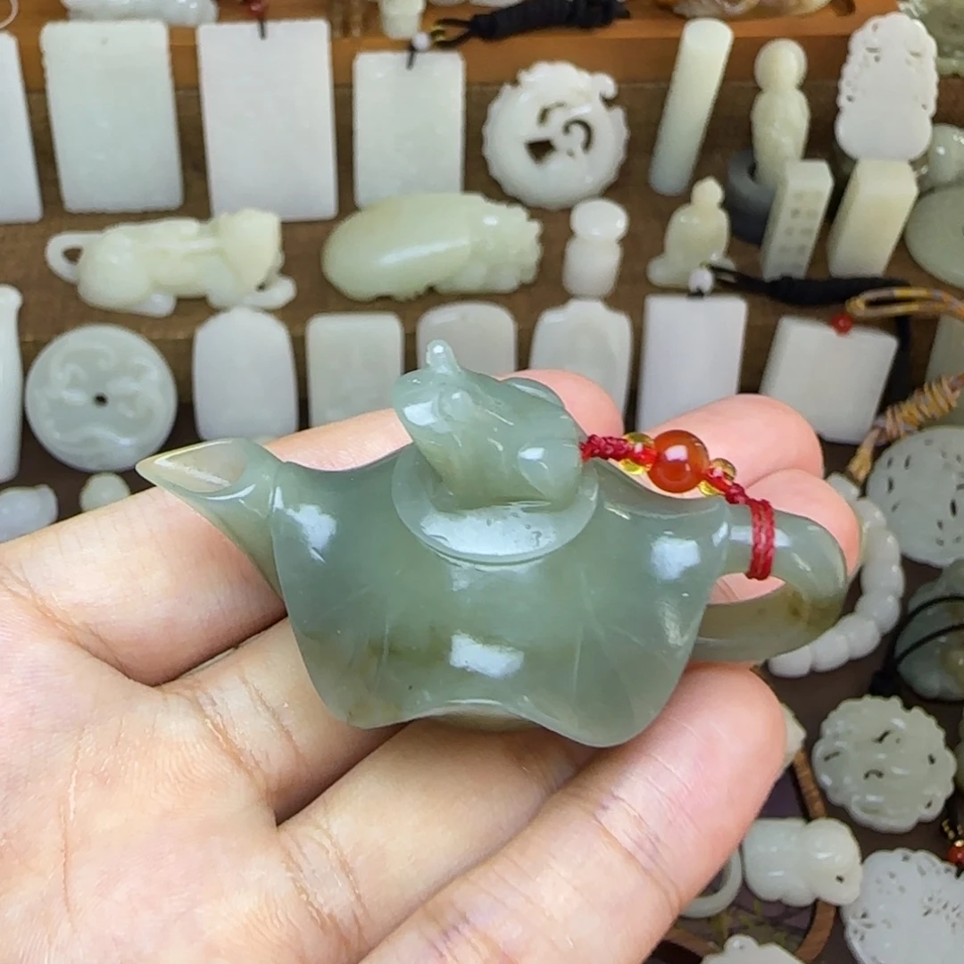 和田玉未镶嵌挂件