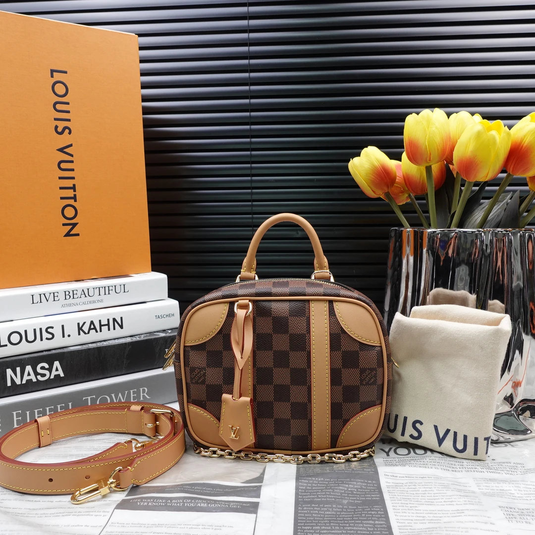 95新 LouisVuitton/路易威登 单肩包/T10320909