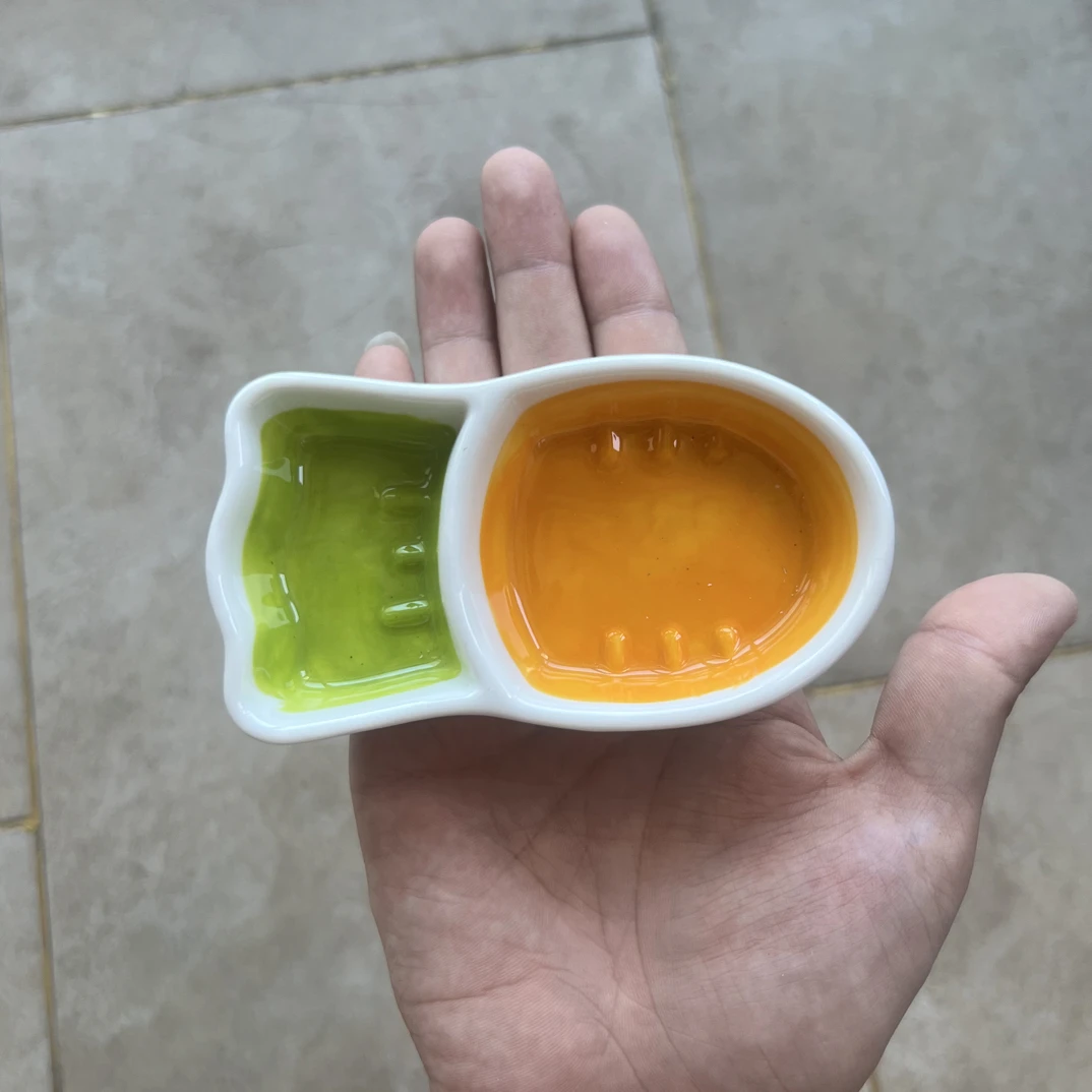 可爱宠物食盆适用于仓鼠鹦鹉蜜袋鼯刺猬等