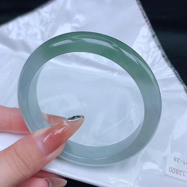 未镶嵌手镯翡翠59