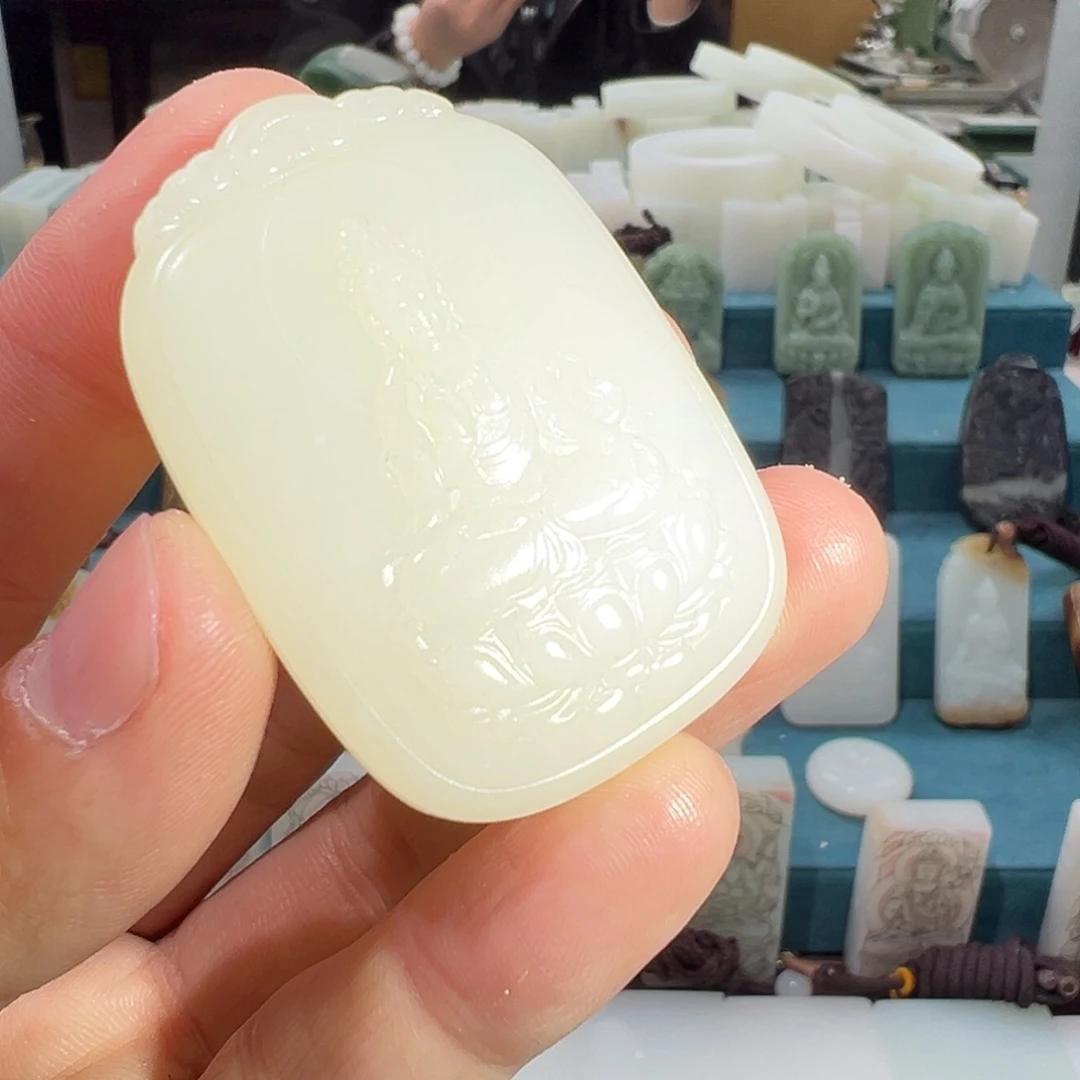 定制和田玉未镶嵌和田玉