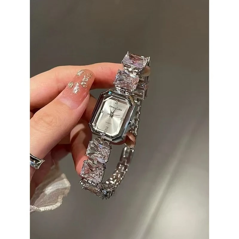 Crown Kallie【白冰糖】满天星系列方形气质钢带女士腕表ck8127—114