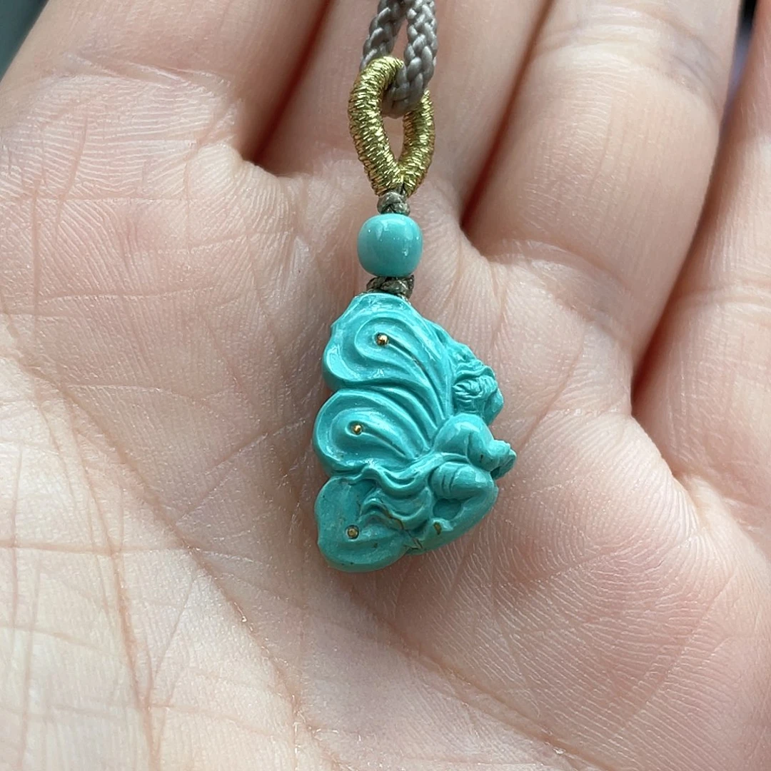 绿松石未镶嵌颈饰