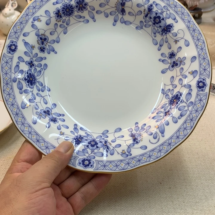 紫砂金瓷阁精品瓷器店
